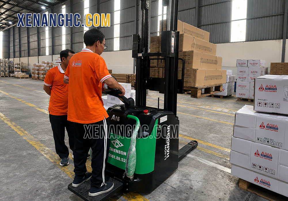 Công nghệ nâng gầm kép trên xe nâng tay điện cao 1.6 tấn Hangcha