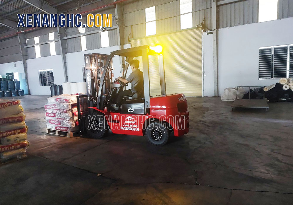 Ứng dụng của xe nâng dầu 2.5 tấn A Series Hangcha