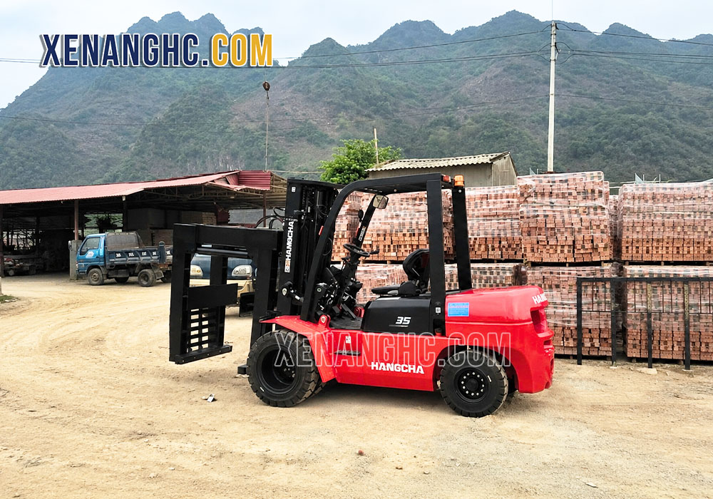 Ứng dụng của xe nâng kẹp gạch Hangcha