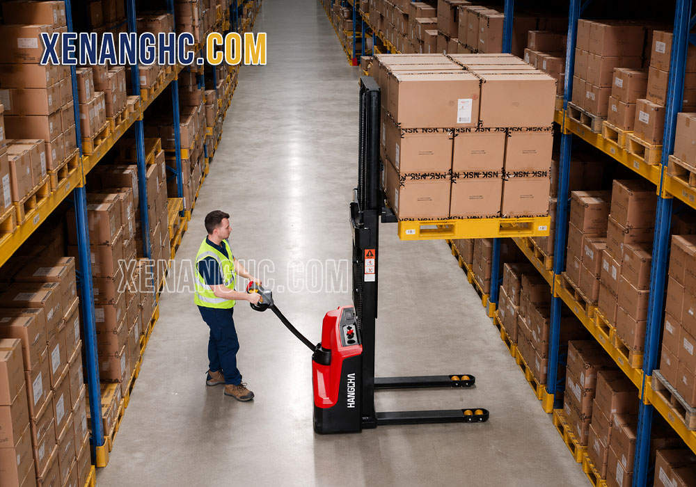 Ứng dụng thực tế của xe nâng tay điện cao 1.5 tấn WS Hangcha