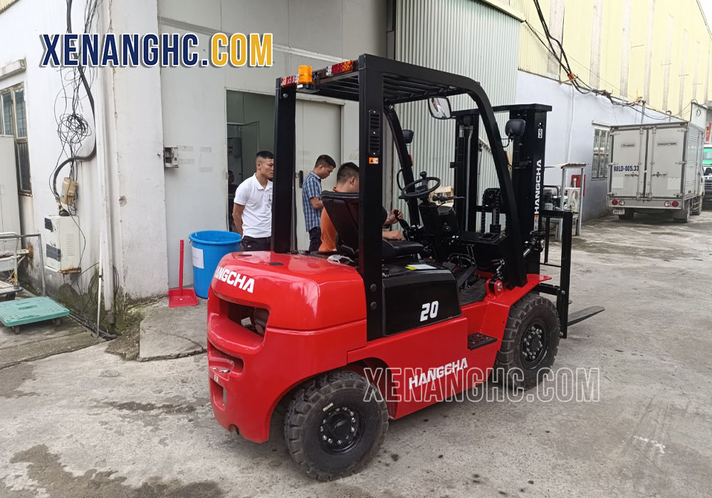 Xe nâng dầu 2 tấn Hangcha A Series