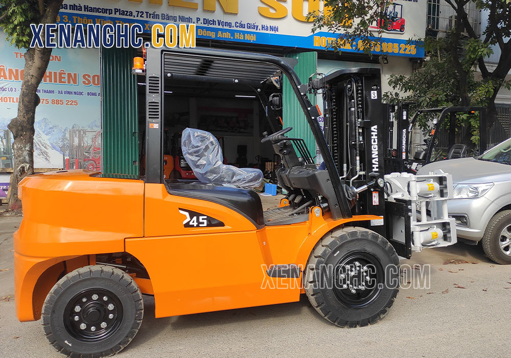 Xe nâng dầu 4.5 dòng X thương hiệu Hangcha do xenanghc.com phân phối