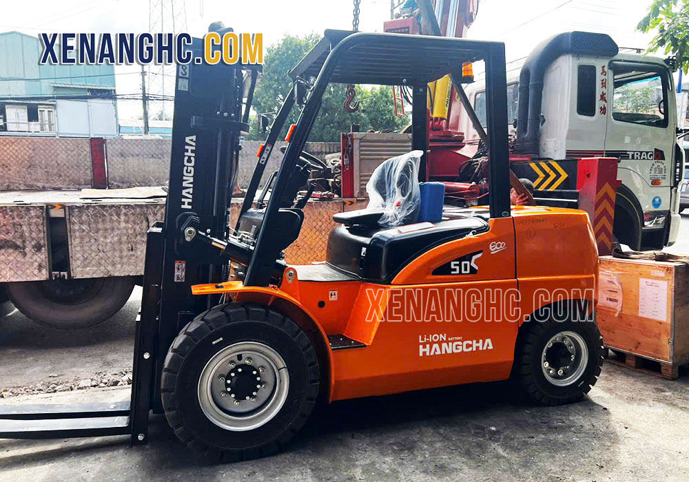 Xe nâng điện 5 tấn pin lithium sức mạnh vượt trội