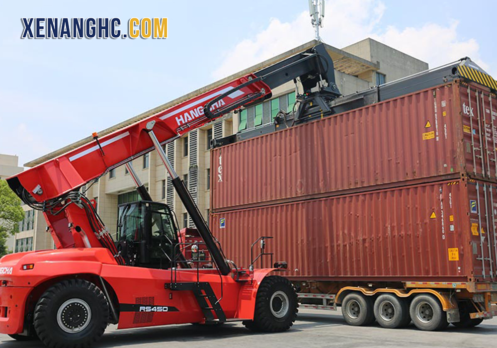 Xe nâng gắp container 45 tấn chính hãng Hangcha (Reachstacker)