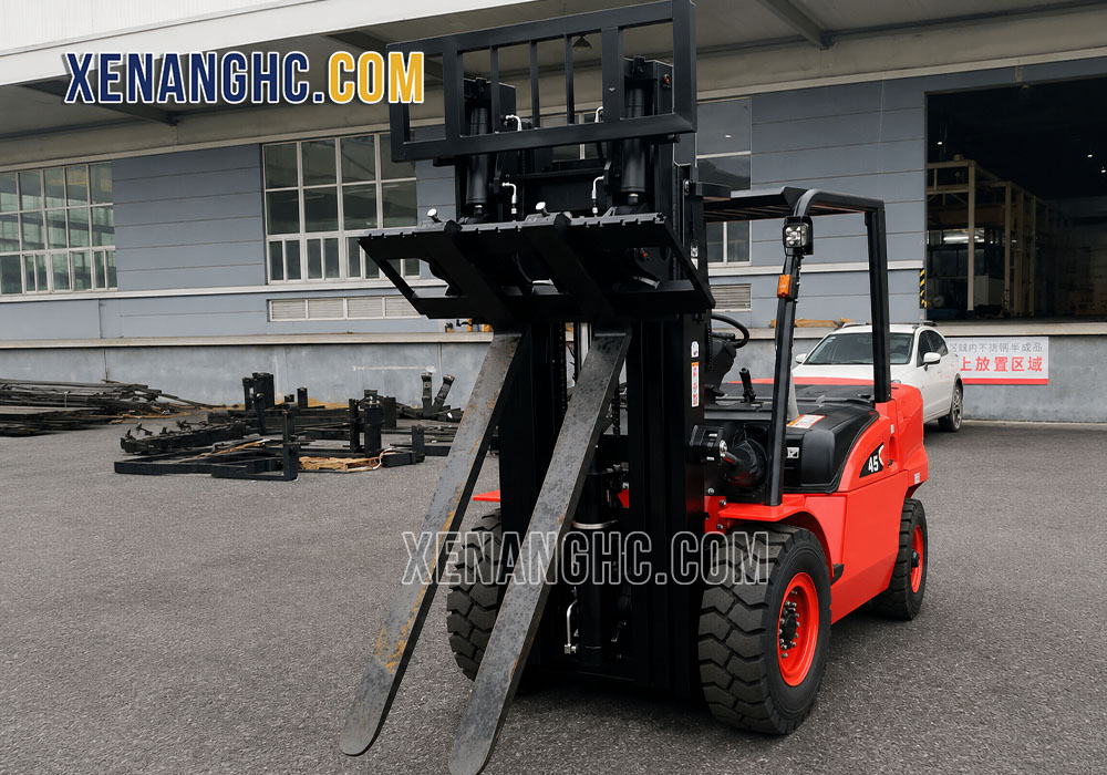 Xe nâng gật gù Hangcha chạy dầu