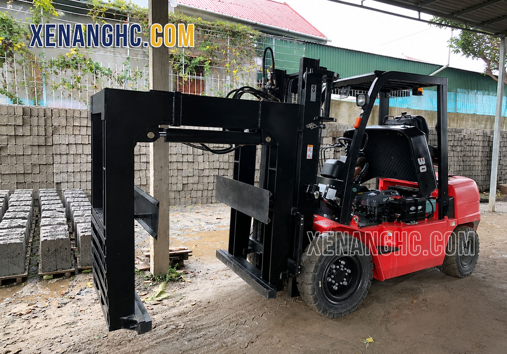 Xe nâng kẹp gạch chính hãng Hangcha