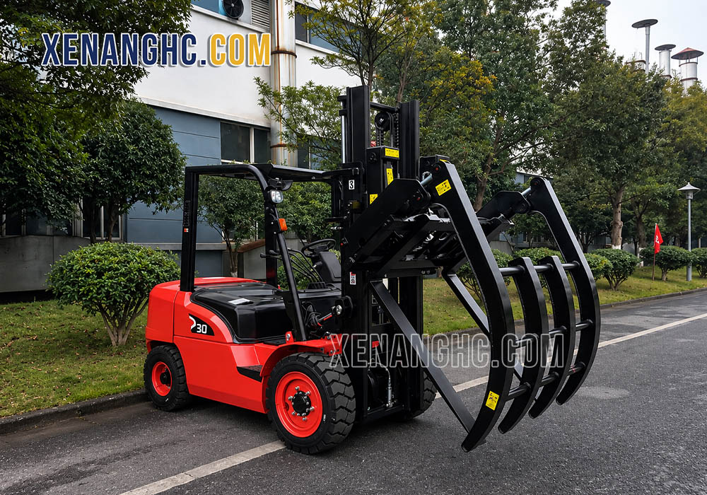 Xe nâng kẹp gỗ Hangcha chính hãng