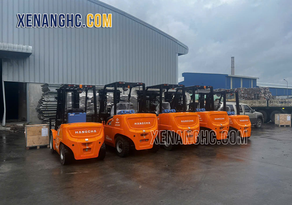Bảng giá cho thuê xe nâng dầu điện giá rẻ toàn quốc mới nhất
