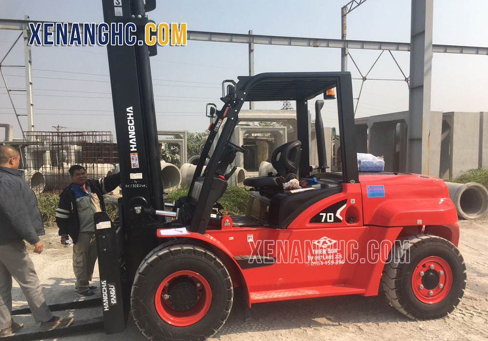 Đầu tư xe nâng Hangcha là lời giải cho bài toán năng suất
