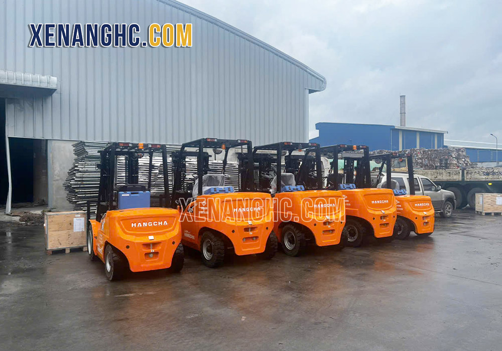 Địa chỉ phân phối xe nâng uy tín, chính hãng tại Việt Nam
