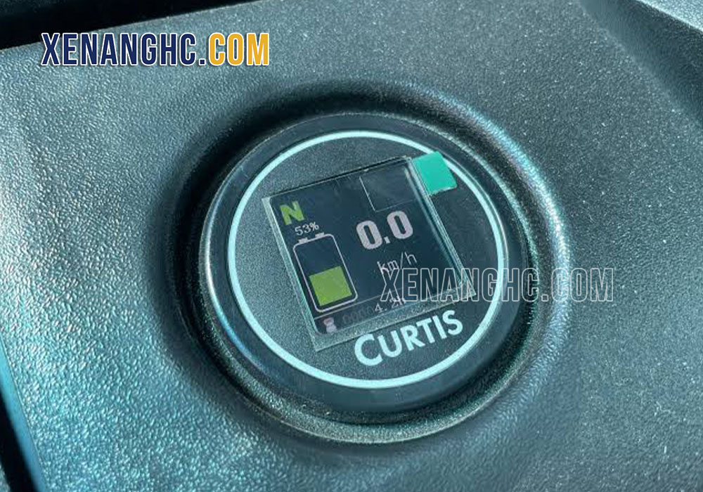 Điều khiển CURTIS trên xe nâng tay điện cao 2 tấn Hangcha CDD20