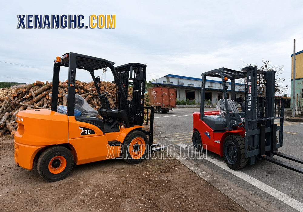Nên đầu tư xe nâng dầu 3 tấn Heli hay Hangcha