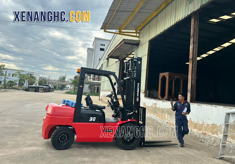 Xe nâng dầu 3 tấn Hangcha là sự đầu tư khôn ngoan