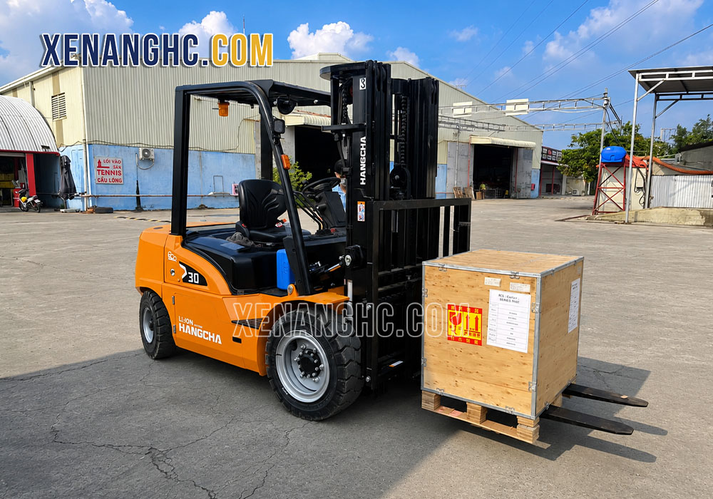 Xe nâng điện 3 tấn dòng XE chính hãng Hangcha có nhiều ưu điểm