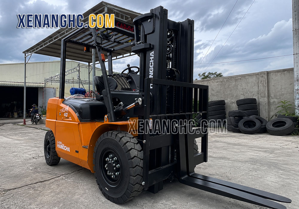 Xe nâng điện 4 tấn pin lithium Hangcha cao cấp