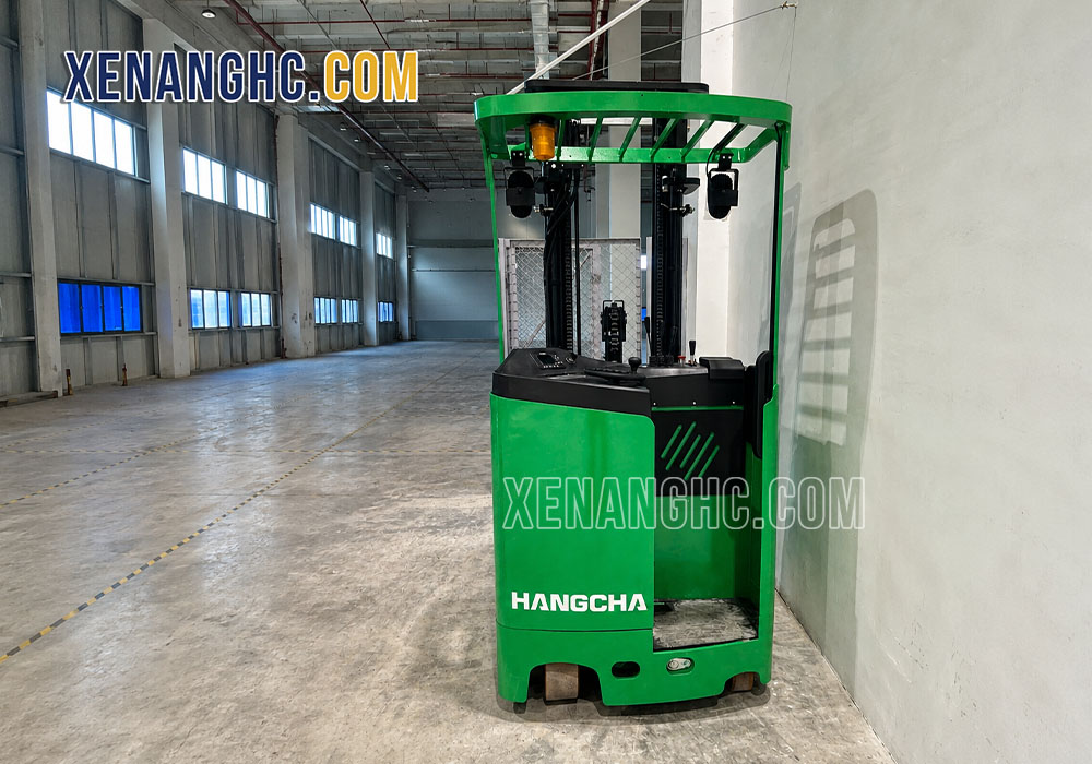 Xe nâng điện Reach truck đứng lái 1.8 tấn Hangcha