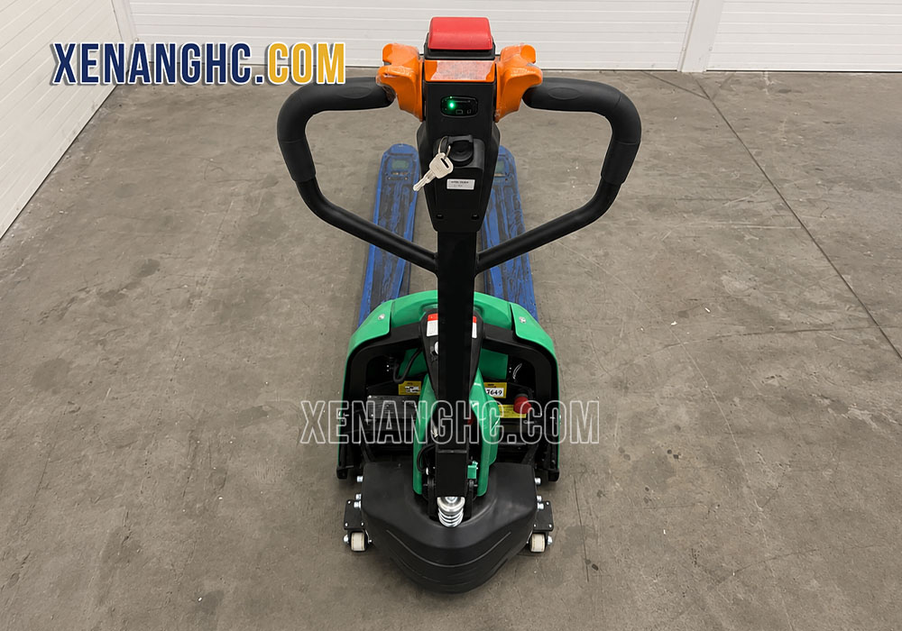 Xe nâng điện tay thấp 1 tấn lithium Hangcha giá tốt