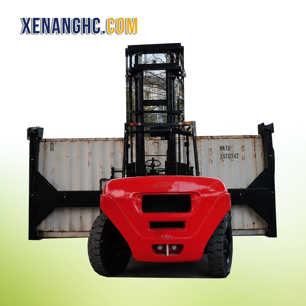 Xe nâng gắp container Xe nâng gắp container