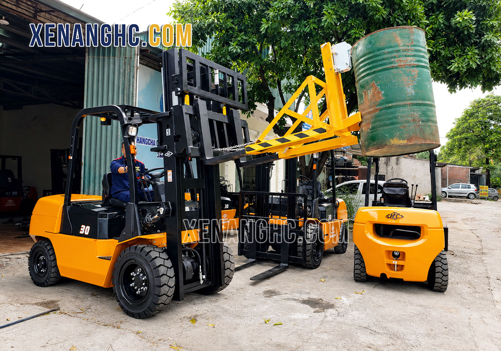 Xe nâng kẹp phuy Hangcha chính hãng
