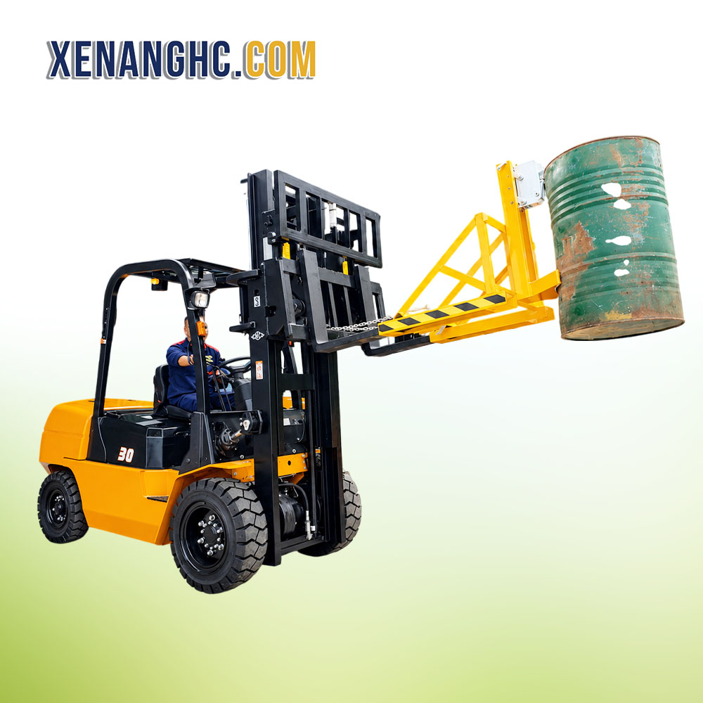 Xe nâng kẹp phuy Xe nâng kẹp phuy