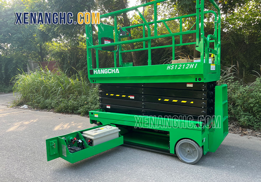 Xe nâng người dạng cắt kéo Hangcha dễ dàng thay thế pin