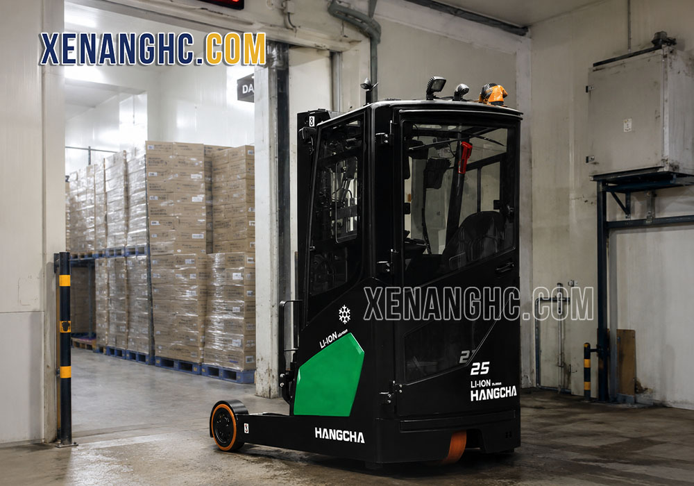 Xe nâng thiết bị kho lạnh Hangcha