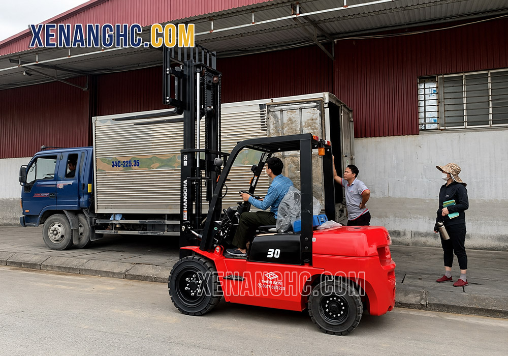 Xe nâng dầu 3 tấn số sàn A Series có nhiều ứng dụng