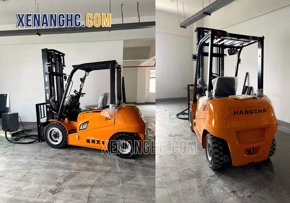 Xe nâng điện 3 tấn XA Series Hangcha đang sạc