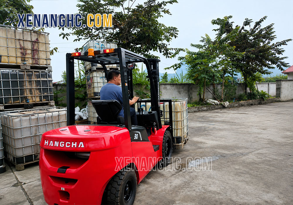 Xe nâng dầu 3 tấn số sàn dòng A2 Hangcha